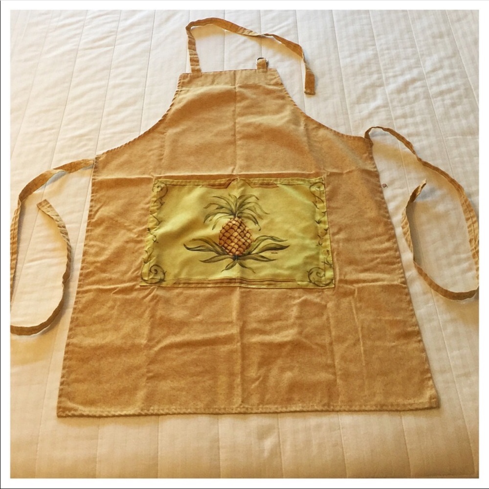 Pier 1 Pineapple Apron